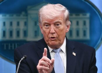 Trump Mengancam China dengan Tarif 50 Persen jika Beijing Membantu Iran secara Militer