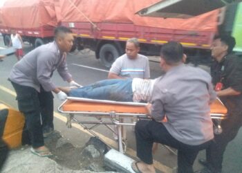 Penyapu Koin di Jembatan Sewo Tewas Tertabrak Truk