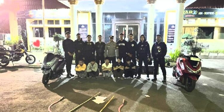 Tim Maung Samapta Polres Ciko Gagalkan Tawuran Konten, Celurit dan Corbek Disita 