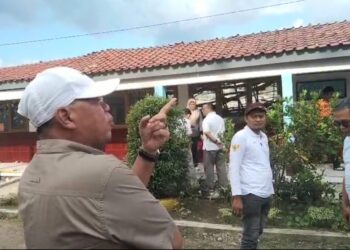 Diguyur Hujan Deras SDN 3 Mirat Ambruk, Bupati Temukan Beberapa Konstruksi Tidak Sesuai Standar