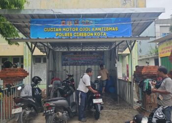 Polres Ciko Hadirkan Cuci Motor Gratis untuk Ojol