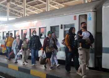 Selama Libur Panjang, KAI Daop 3 Cirebon Layani 35.016 Penumpang 