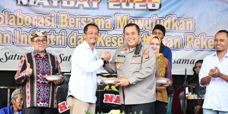 Kapolresta Apresiasi Sinergi Buruh, May Day Cirebon Berlangsung Kondusif