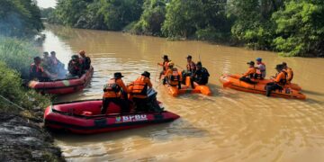 Bocah Tenggelam di Sungai Kriyan Belum Ditemukan 