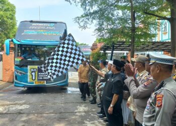438 Jemaah Haji Kloter 19 Cirebon Berangkat, Tiga Tertunda karena Sakit