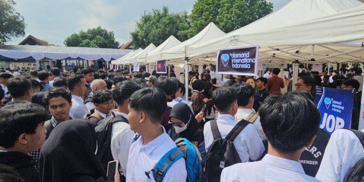 Ribuan Pencari Kerja Serbu Job Fair 2026 yang Digelar Pemkab Majalengka
