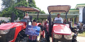 Dukung Modernisasi Pertanian, Kang Hero Bantu Alsintan untuk Petani Lemahabang