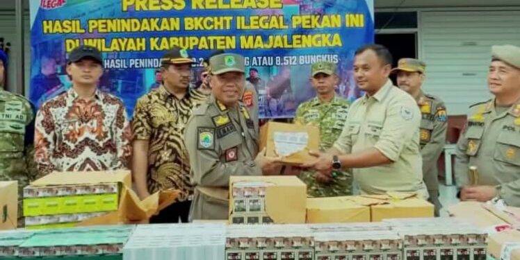 Rokok Ilegal Hasil Operasi Gabungan di Majalengka Diserahkan ke Bea Cukai