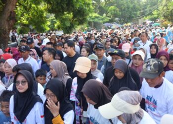 May Day Kuningan Dipadati Ribuan Buruh, Pemkab Luncurkan Perlindungan Pekerja Rentan
