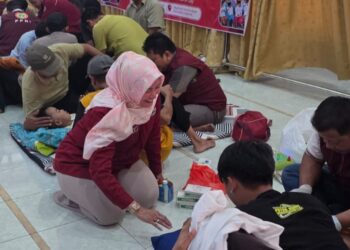 PPNI Kabupaten Cirebon Gelar Khitanan Massal untuk Anak Yatim dan Dhuafa