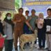 Noupel Serahkan Bantuan Program Pokirnya ke Kelompok Tani Ternak I_Farm