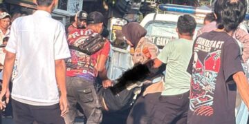 Gagal Menyalip, Pengendara Scoopy Tabrak Motor dari Lawan Arah