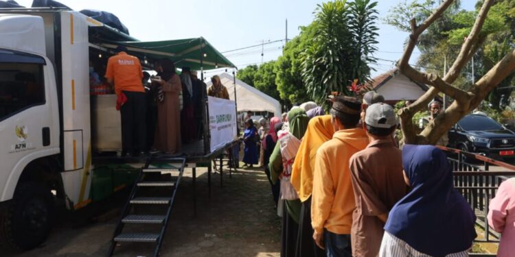 BAZNAS Kuningan Gelar Sajian Berkah dan Layanan Kesehatan Gratis bagi Mustahik