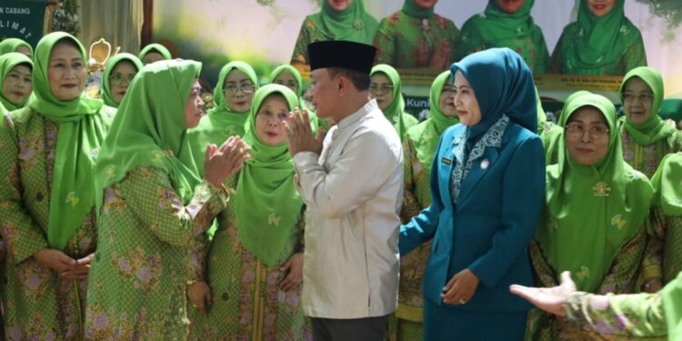 Harlah ke-80 Muslimat NU, Bupati Dian Tekankan Peran Perempuan sebagai Penjaga Moral Bangsa