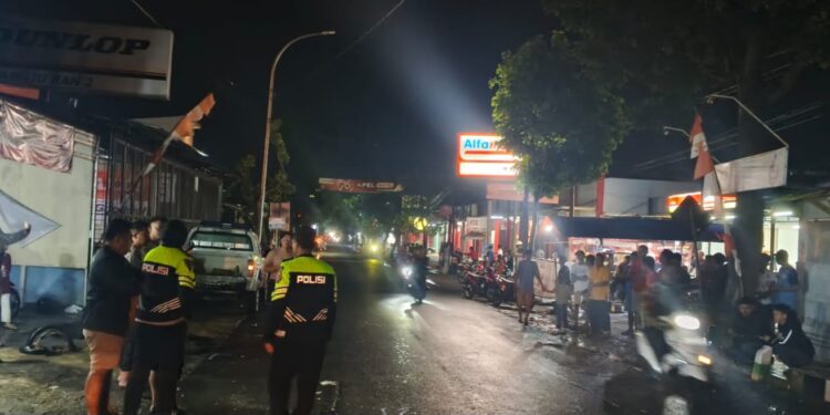 Tabrak Truk Parkir, Pengendara Motor Tewas Terlindas Bus di Luragung