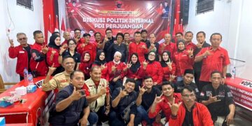 Ono Surono Minta Kader PDIP Kawal Persoalan Warga