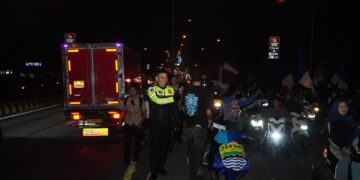 Ciptakan Kondusivitas Pengamanan Konvoi Persib, Kapolres Cirebon Kota Diapresiasi 