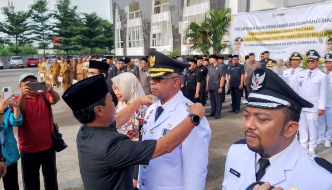 Gerbong Mutasi Bergerak, Wali Kota Cirebon Lantik Sekda, Pejabat Eselon II, III dan IV