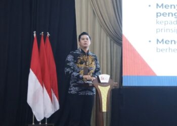 OJK Cirebon Bentengi Ratusan Mahasiswa UNIKU dari Jeratan Pinjol, Judol dan Investasi Bodong 