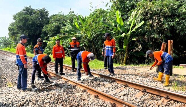 Penutupan Perlintasan Sebidang Ilegal Demi Tekan Angka Kecelakaan dan Tingkatkan Keselamatan Perjalanan KA