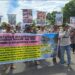 Warga Ambulu Demo Pemkab, Tuntut Tanggul Penahan Rob