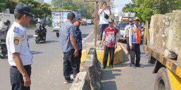 Dishub Kota Cirebon Tutup Permanen U-turn di Jalan Brigjen Dharsono Bypass