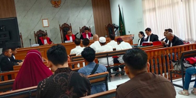 Azis Dituntut 10 Tahun Penjara dan Denda 500 Juta