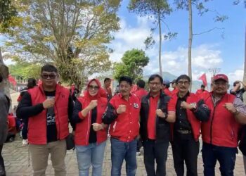 DPC PDI Perjuangan Kota Cirebon Touring Ideologi ke Kuningan