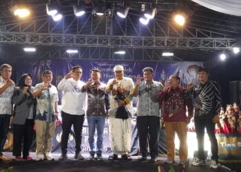 Wayang Golek dan Cek Kesehatan Gratis Sedot Antusiasme Warga Matangaji