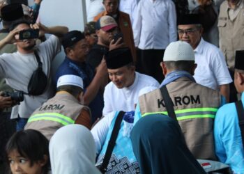 Air Mata dan Pelukan Warnai Kepulangan 444 Jemaah Haji Kuningan
