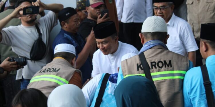 Air Mata dan Pelukan Warnai Kepulangan 444 Jemaah Haji Kuningan