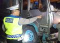 Warung Ditabrak Truk, Pemilik Tewas