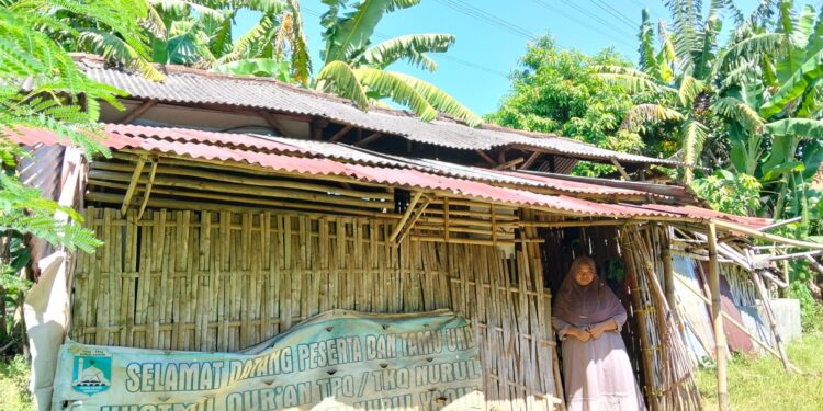 15 Tahun Tinggal di Rumah Reyot, Keluarga Kasiyati Menanti Bantuan