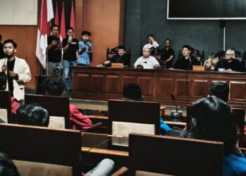 Mahasiswa Kepung DPRD, Desak Audit MBG dan KDMP