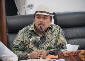 Ateng Sutisna Anggota DPR Asal Majalengka, Minta BPH Migas Tertibkan Mobil Mewah Pengguna Pertalite