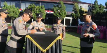 73 Personel Polres Kuningan Naik Pangkat, Kapolsek Kadugede Berganti