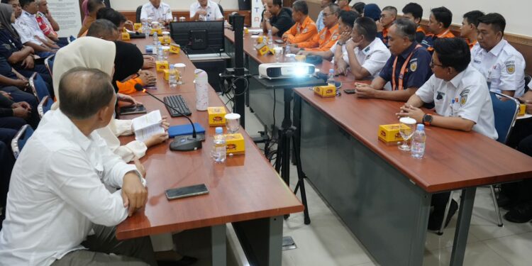 KAI Daop 3 Cirebon Gandeng BNN Kota Cirebon Berikan Edukasi kepada Pegawai