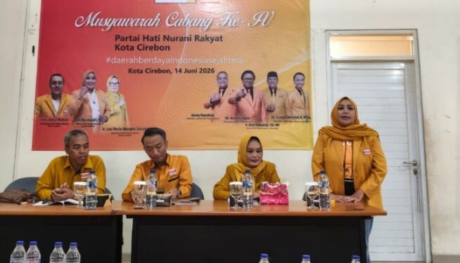 Een Rusmiyati Kembali Pimpin DPC Partai Hanura Kota Cirebon