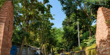 Warga Blokade TPA Gunung Santri, Pemkab Janjikan Perbaikan Jalan Secepatnya