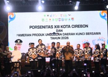 PORSENITAS XIII dan Pameran Produk Unggulan Daerah Resmi Dibuka dengan Pertunjukan Seni yang Meriah