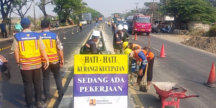 Buntut Kecelakaan Maut 12 orang Tewas,Polisi tutup 141 U-turn ilegal di Jalur Pantura Indramayu