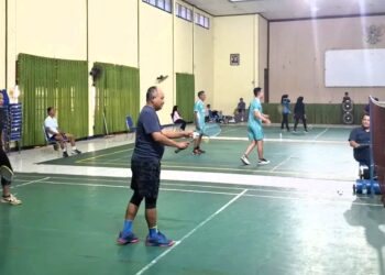 Dekopinda Kota Cirebon Gelar Kejuaraan Badminton Antar Koperasi 