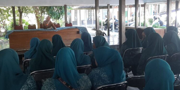 Rakor PKK Lemahabang Perkuat Posyandu untuk Tingkatkan Pelayanan Kesehatan