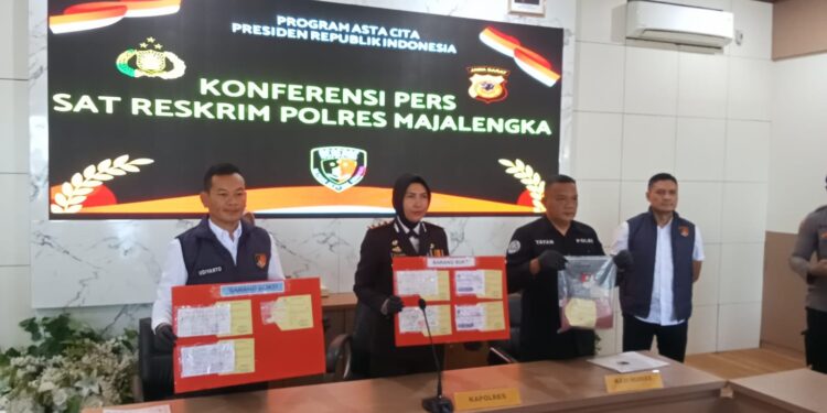 Satreskrim Polres Majalengka Amankan 4 Terduga Pelaku Penipuan Emas Bermodus Dermawan Asing