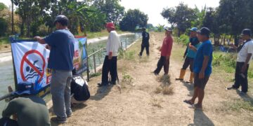 Petani Desa Biyawak Desak Pengelola Bendung Rentang Buka Pintu Air Sungai Cipelang