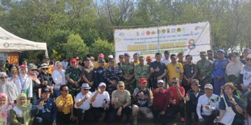 MAMO MY DARLING Kembali Tanam 10.000 Bibit Mangrove di Pesisir Utara Cirebon