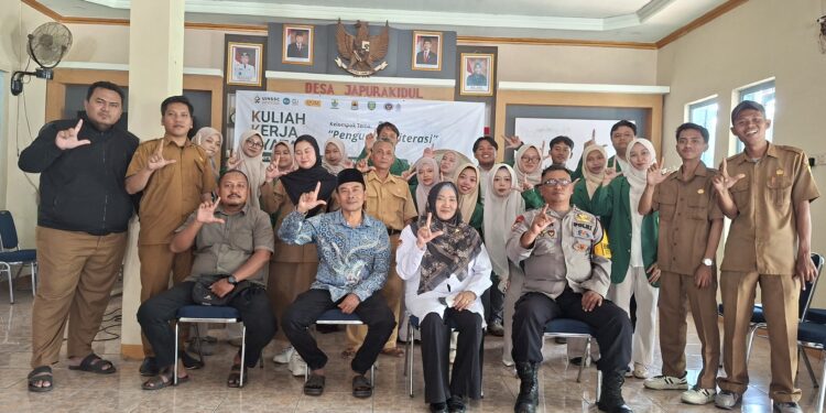 KKN UIN Siber Perkuat Literasi Siswa Desa Japura Kidul