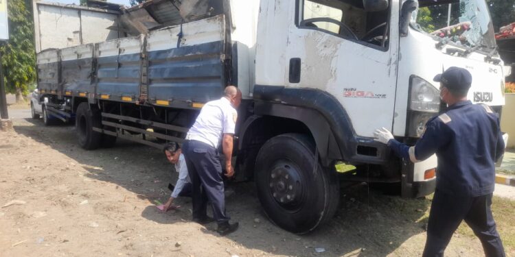 Dishub Belum Temukan Bukti Rem Blong, Ban Truk Kecelakaan Ciperna Tak Layak