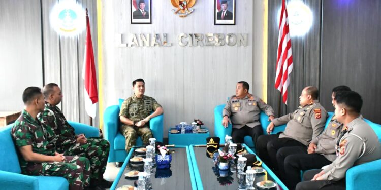 Kapolresta Cirebon Perkuat Sinergi TNI-Polri, Kunjungi Lanal dan Denpom
