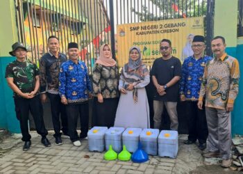 SMPN 2 Gebang Ubah Jelantah Jadi Sedekah Lewat Program TERSENYUM